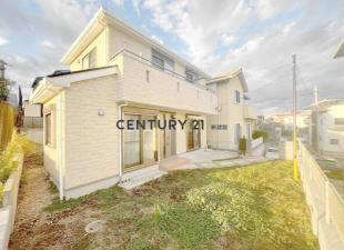 駅8分　駐車2台　広々庭付き戸建　002