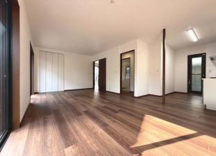 ハウスメーカー施工の軽量鉄骨RENOVE住宅001